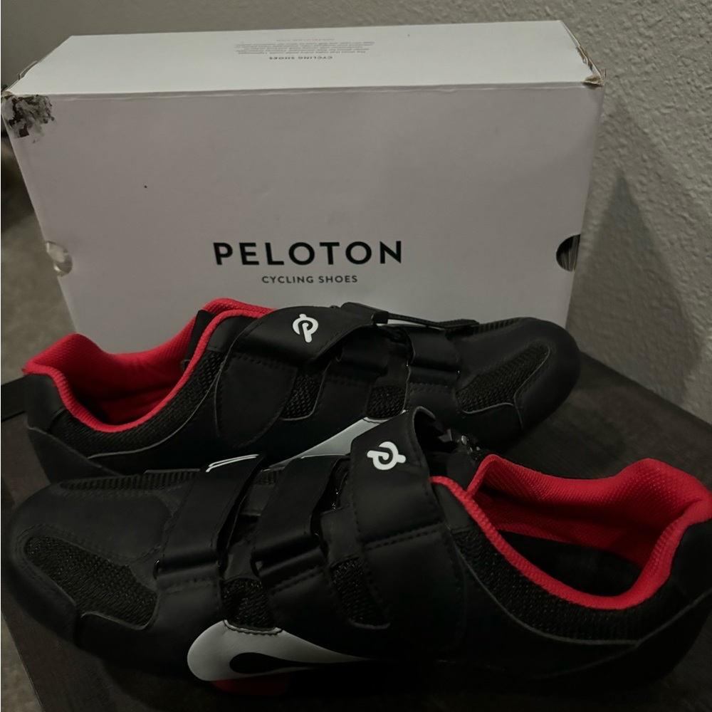Peloton cycling shoes